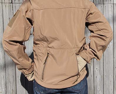 Куртка Tango (Tactical Special Operations Soft Shell Jacket), D3030-CB, coyote brown - Куртка Softshell "Tango", М3030. Вид сзади на элементы конструкции.
