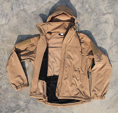 Куртка Tango (Tactical Special Operations Soft Shell Jacket), D3030-CB, coyote brown - Куртка Softshell "Tango", М3030. Общий вид. Виден капюшон.