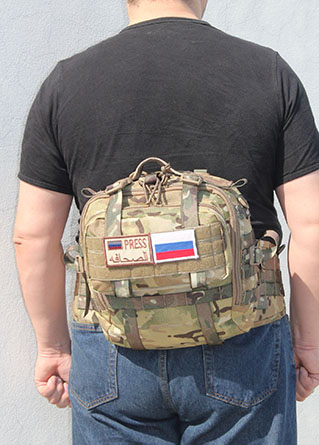 Mad Dog bag D302 сумка для охоты - Сумка задняя многоцелевая Mad Dog bag - на фигуре, вид со спины