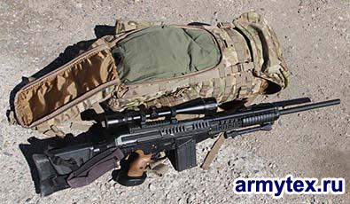 Рюкзак Sniper Packsack D350-hydro (с питьевым резервуаром), для переноски карабина. - Рюкзак Sniper Packsack D350-hydro. Фронтальный люк открыт. Внутри -одежда.